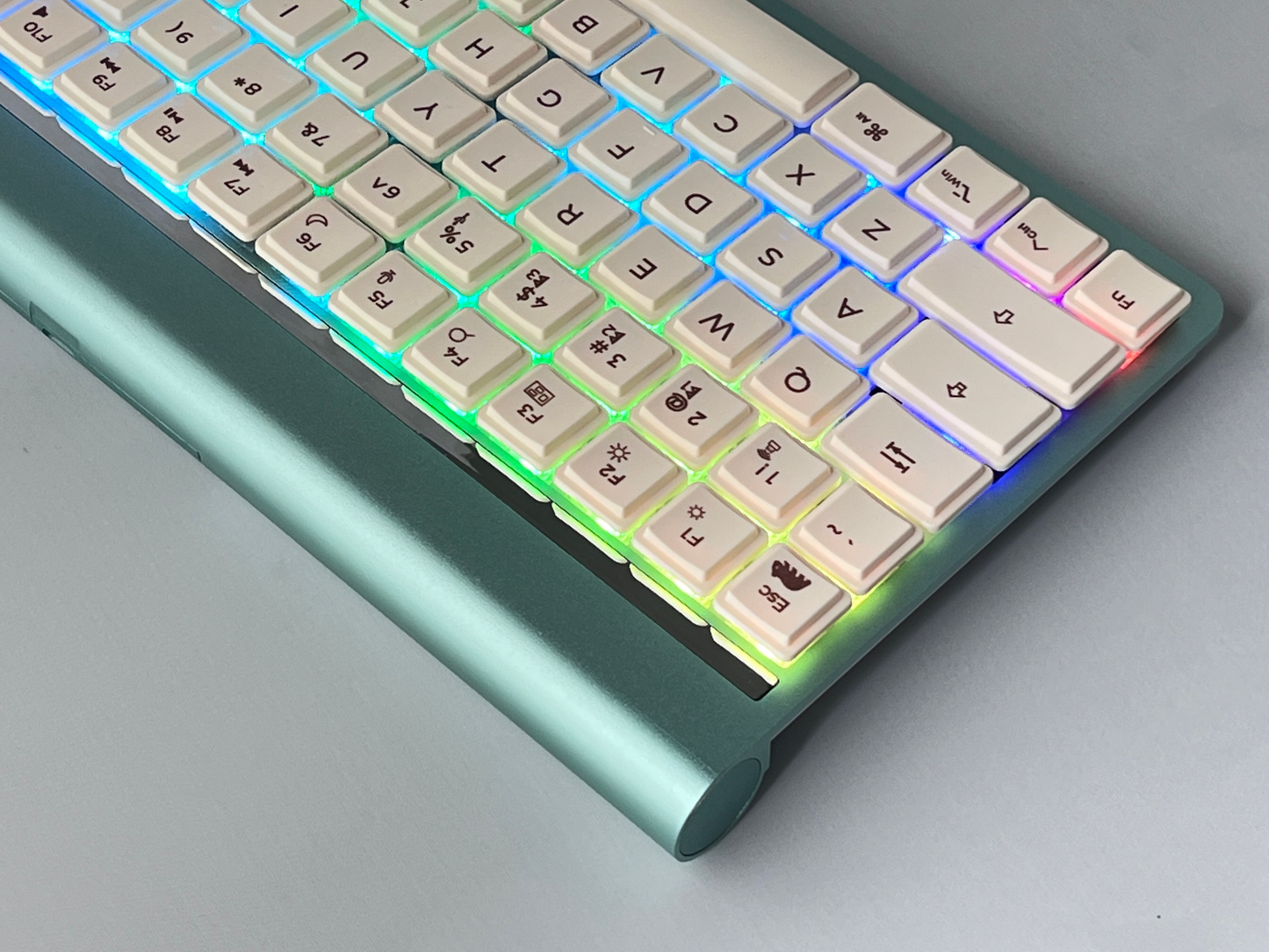 light green